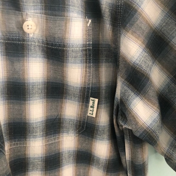 L.L.Bean Wrinkle-Resistant Plaid Short Sleeve - Picture 4 of 10